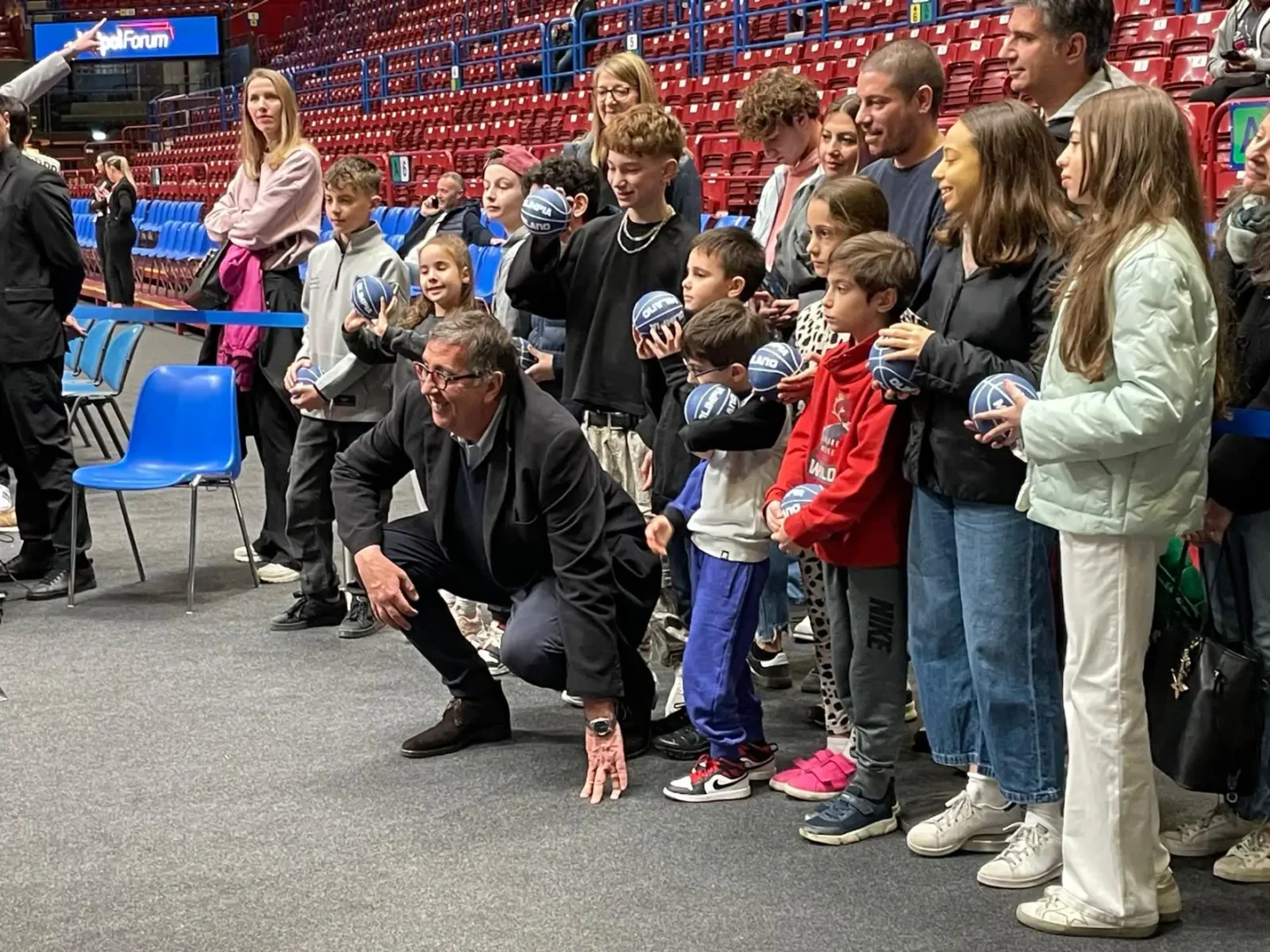 Da Grande Milano Incontro Con Giocatori Pallacanestro 4